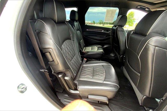 2024 Buick Enclave Vehicle Photo in TOPEKA, KS 66609-0000