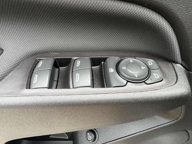 2022 Chevrolet Equinox Vehicle Photo in Roslyn, NY 11576
