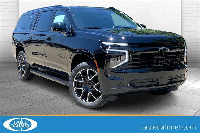 2025 Chevrolet Suburban Vehicle Photo in KANSAS CITY, MO 64114-4502