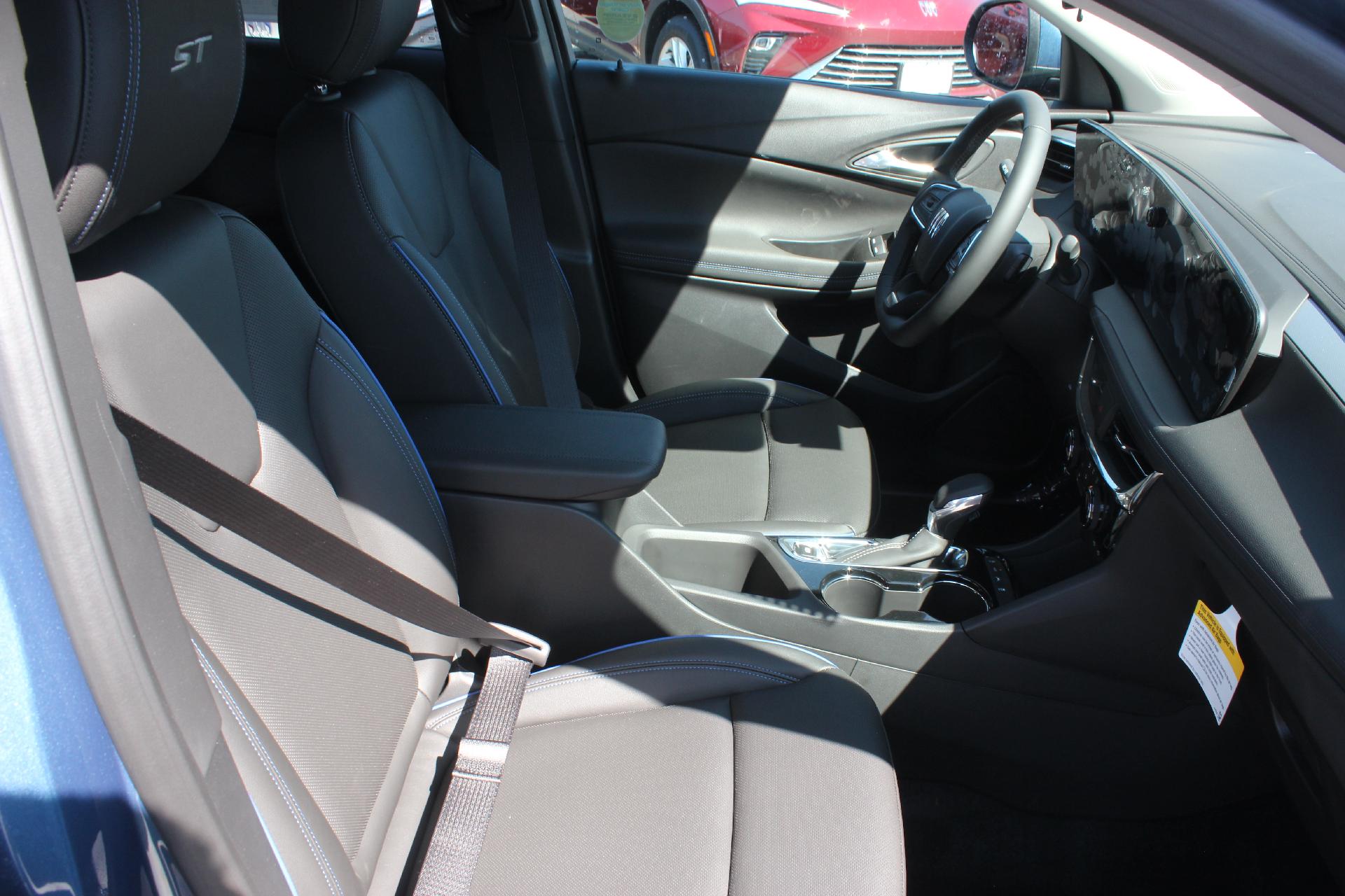 2026 Buick Encore GX Vehicle Photo in AURORA, CO 80012-4011