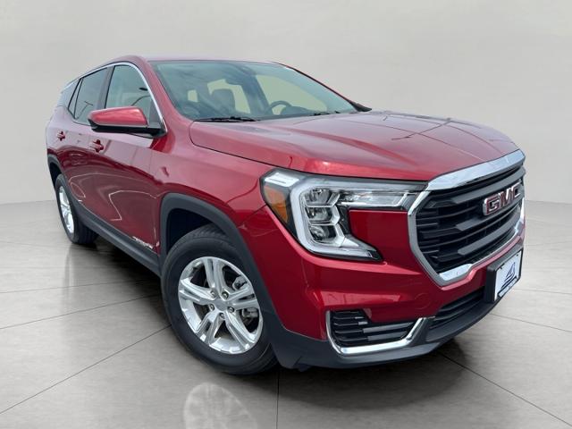 2024 GMC Terrain Vehicle Photo in GREEN BAY, WI 54304-5303