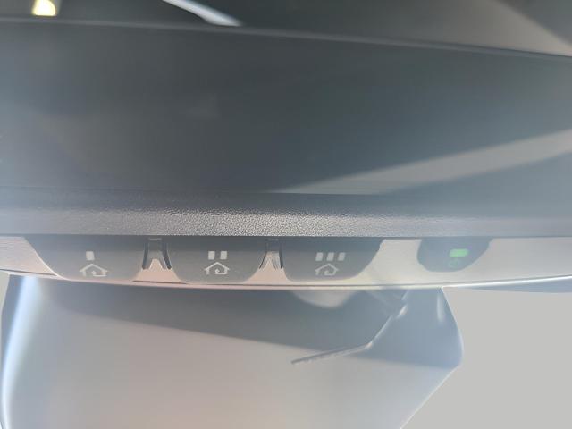 2024 Subaru Ascent Vehicle Photo in Green Bay, WI 54304