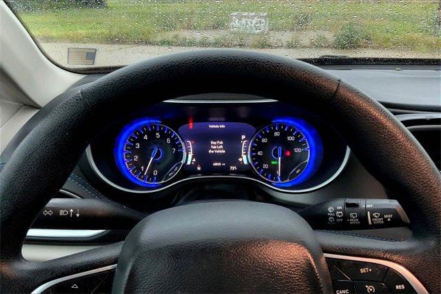 2021 Chrysler Pacifica Vehicle Photo in TOPEKA, KS 66609-0000