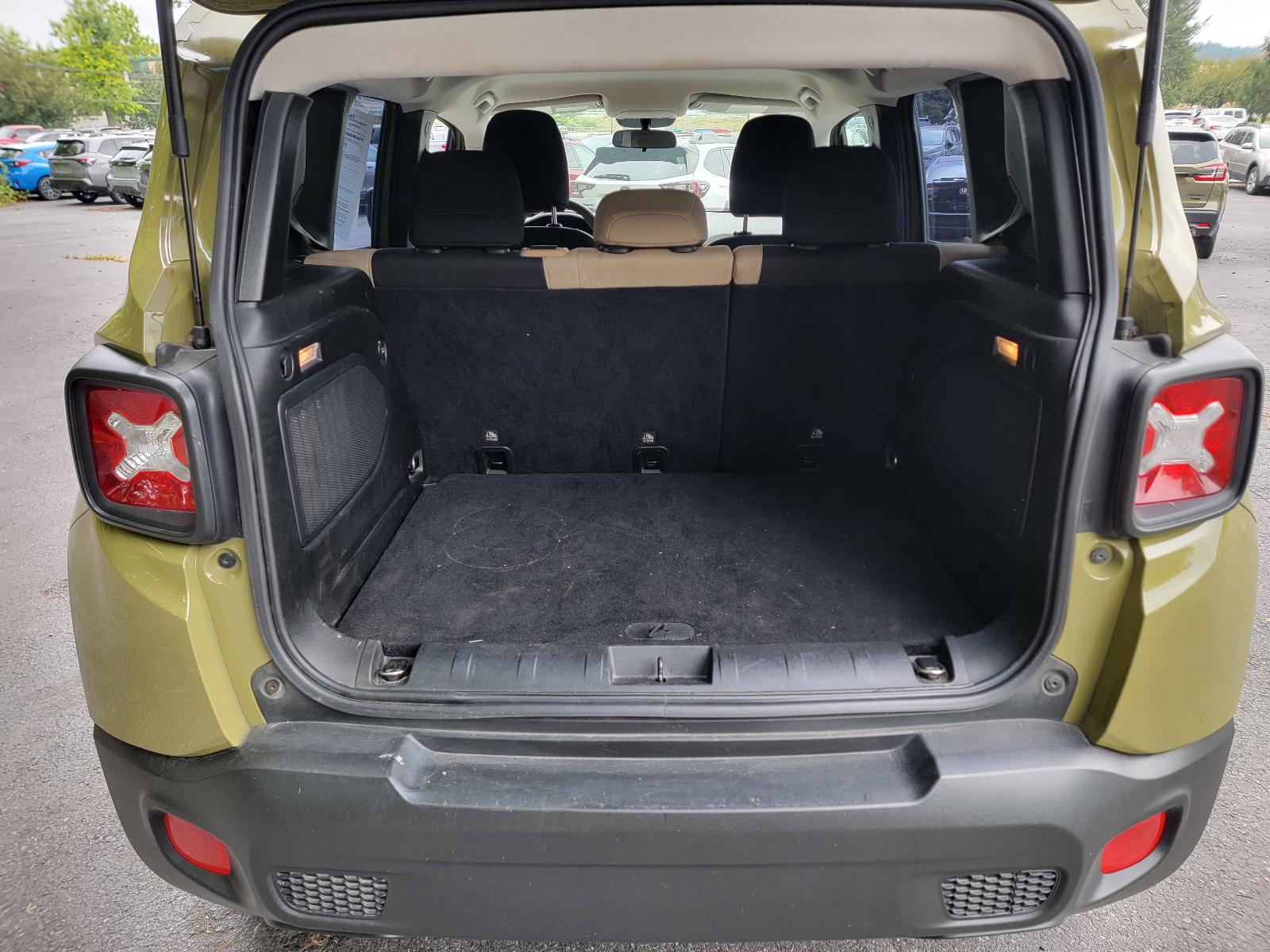 2015 Jeep Renegade Vehicle Photo in Harrisburg, PA 17111