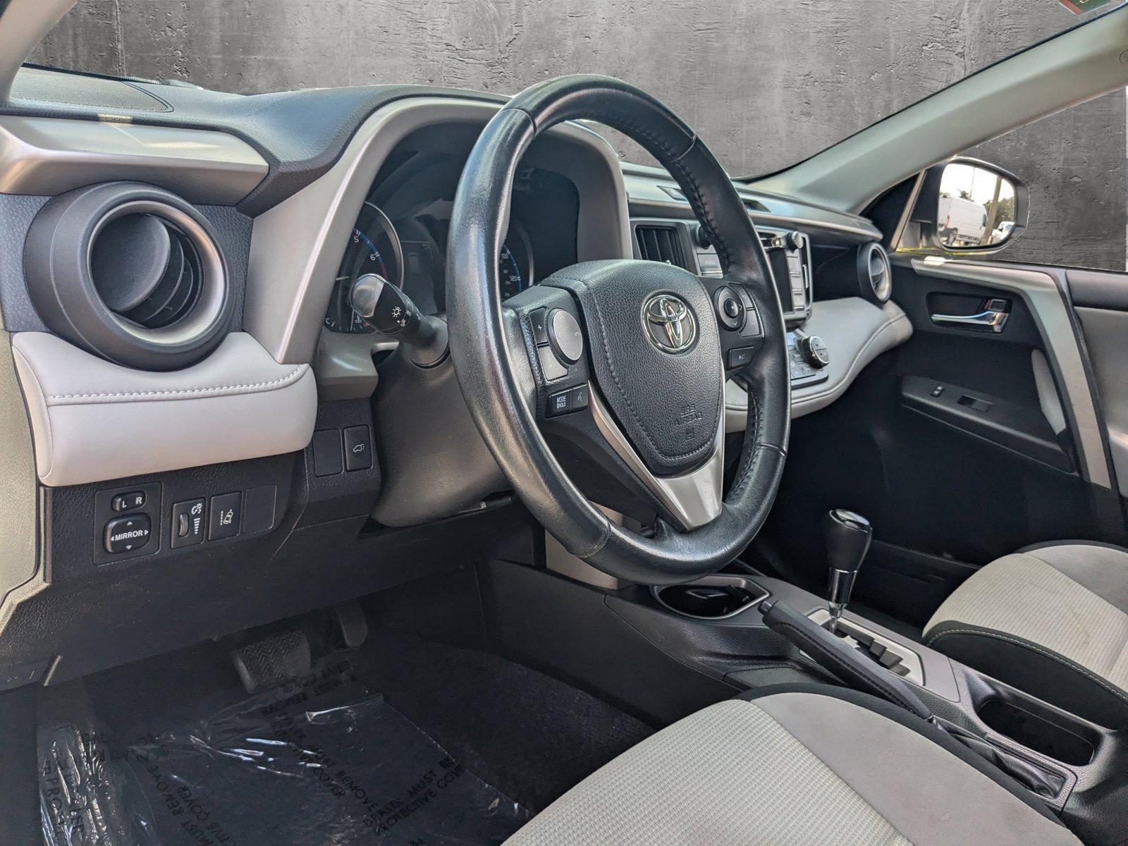 2018 Toyota RAV4 Vehicle Photo in Winter Park, FL 32792