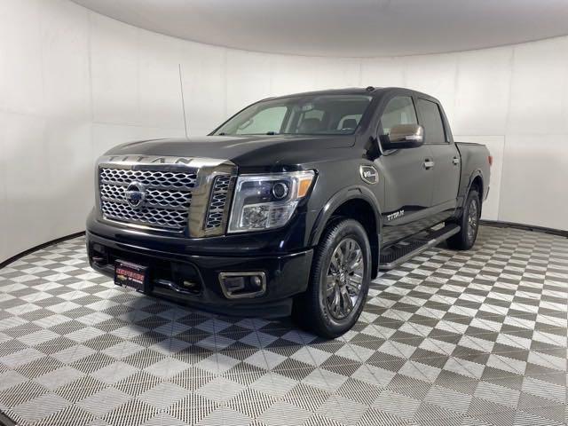 2017 Nissan Titan Vehicle Photo in MEDINA, OH 44256-9001