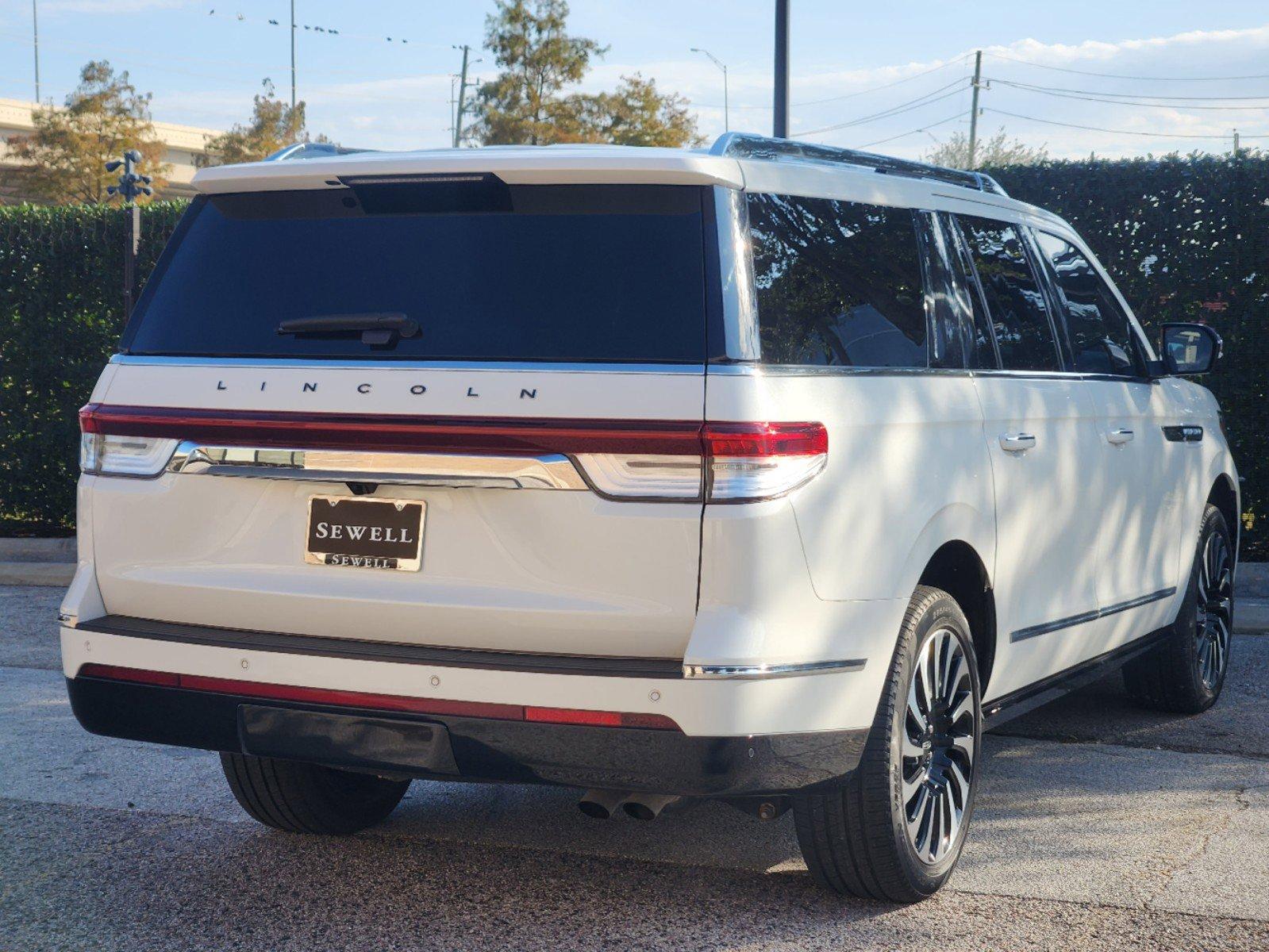 2023 Lincoln Navigator L Vehicle Photo in HOUSTON, TX 77079