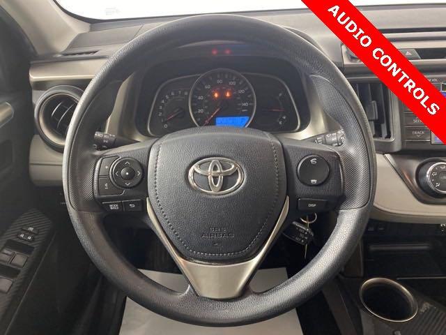 2013 Toyota RAV4 Vehicle Photo in MEDINA, OH 44256-9001