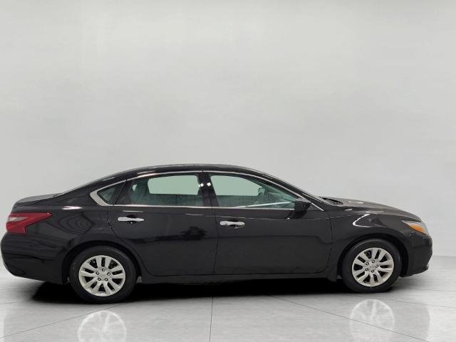 2018 Nissan Altima Vehicle Photo in Oshkosh, WI 54904