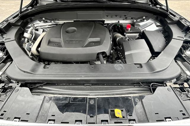 2020 Volvo XC60 Vehicle Photo in Tulsa, OK 74145