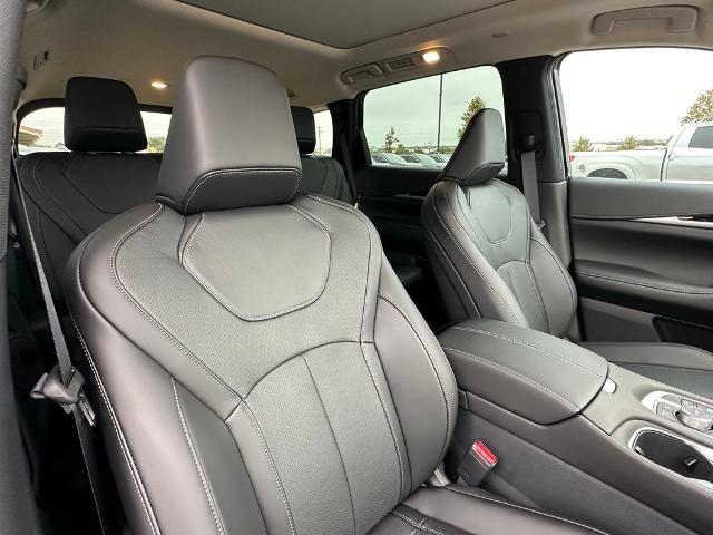 2025 INFINITI QX60 Vehicle Photo in San Antonio, TX 78230