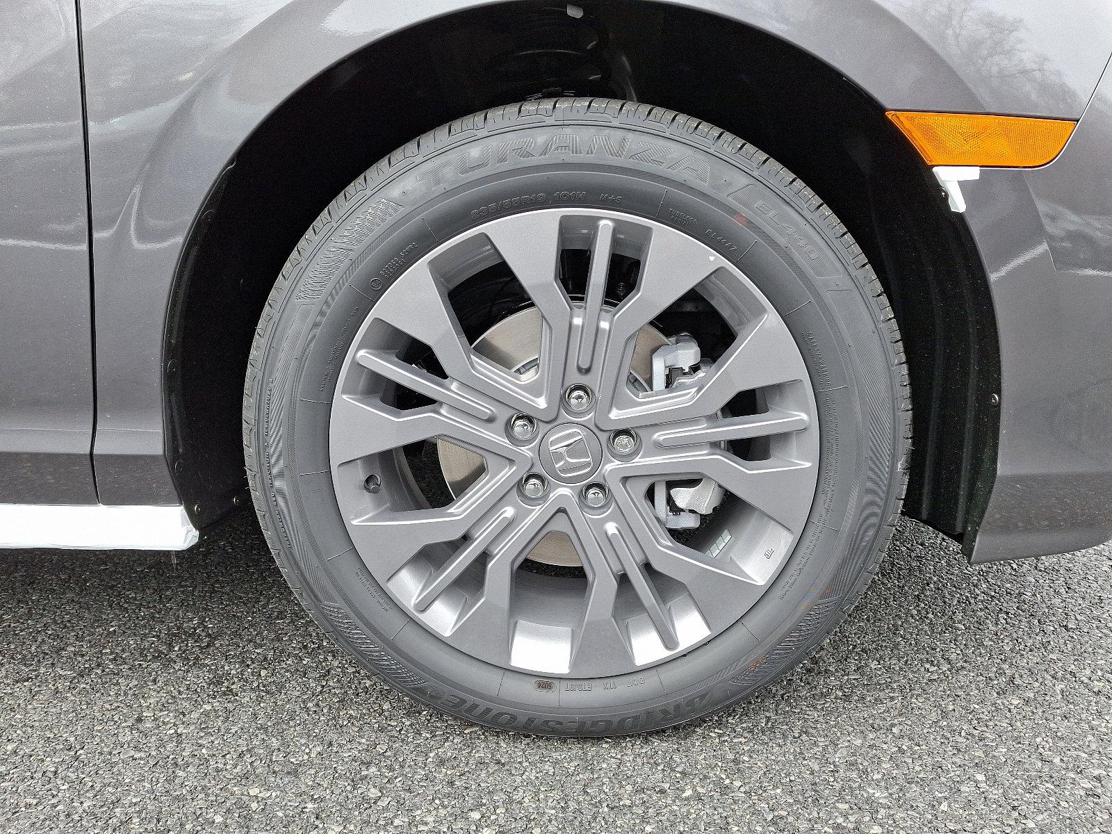 2025 Honda Odyssey Vehicle Photo in Harrisburg, PA 17111