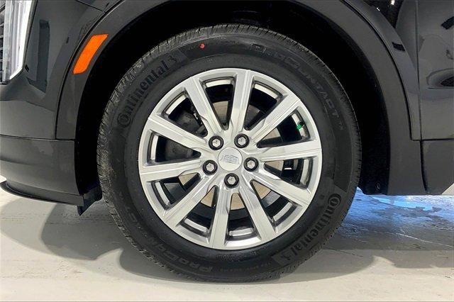 2023 Cadillac XT4 Vehicle Photo in TOPEKA, KS 66609-0000