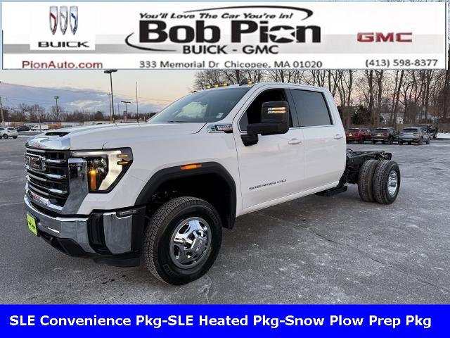 2025 GMC Sierra 3500 HD CC Vehicle Photo in CHICOPEE, MA 01020-5001