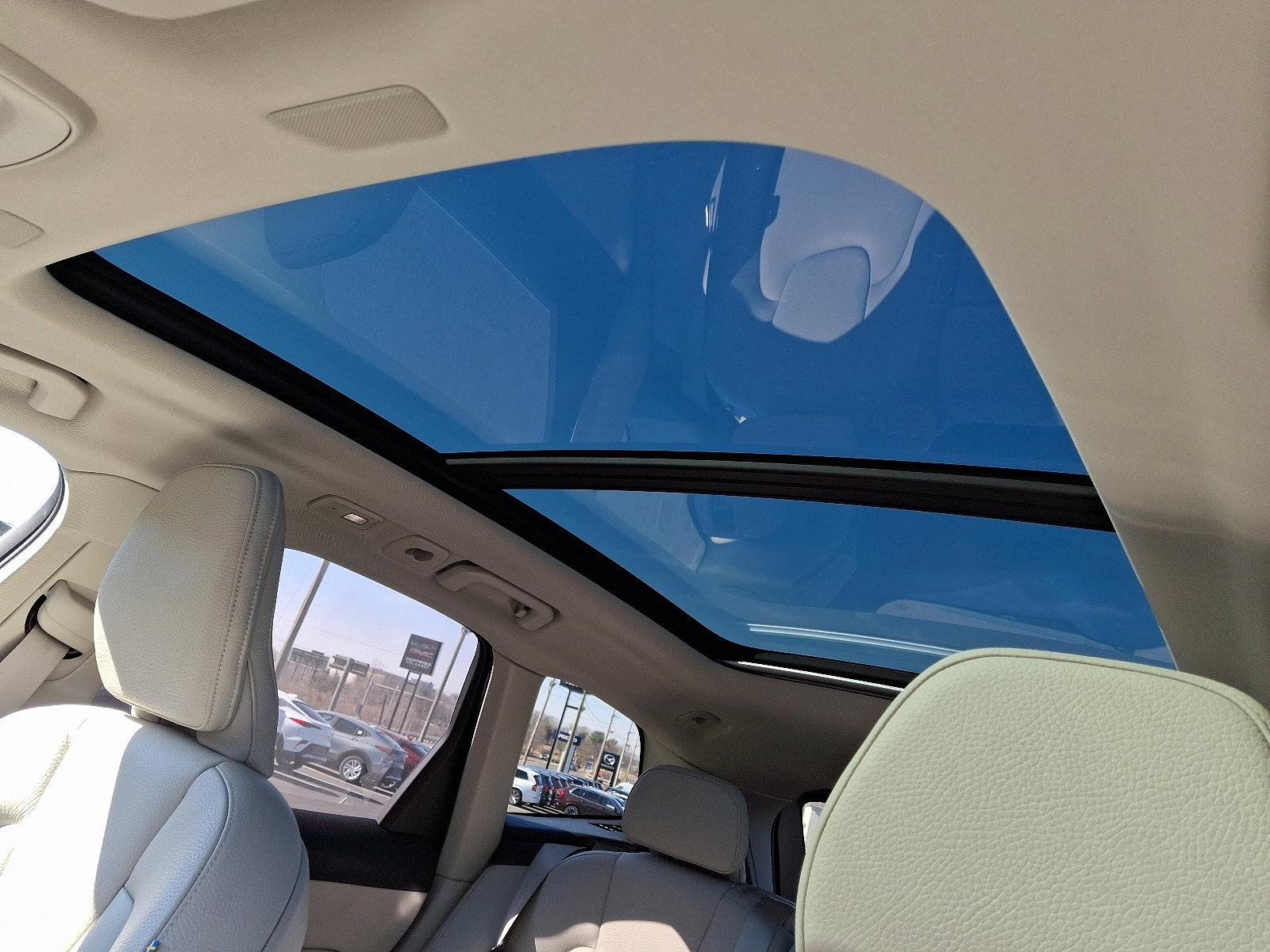 2023 Volvo XC60 Vehicle Photo in Trevose, PA 19053