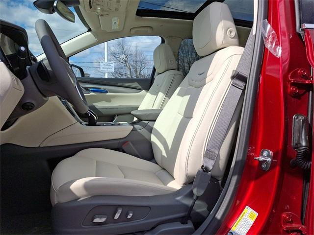 2025 Cadillac XT5 Vehicle Photo in ALLENTOWN, PA 18103-7399