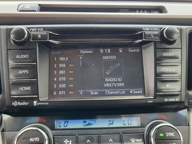 2018 Toyota RAV4 Vehicle Photo in SUGAR LAND, TX 77478-0000