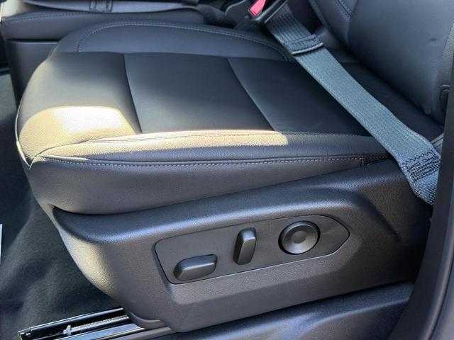 2025 Chevrolet Silverado 1500 Vehicle Photo in COLUMBIA, MO 65203-3903