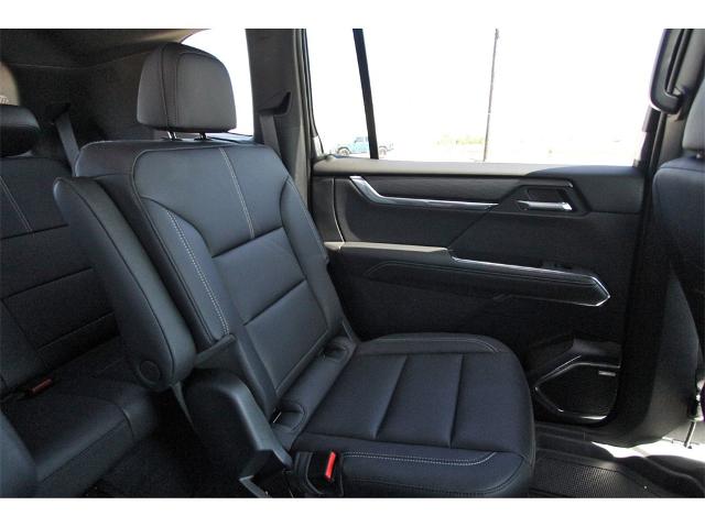 2025 GMC Acadia Vehicle Photo in ROSENBERG, TX 77471-5675