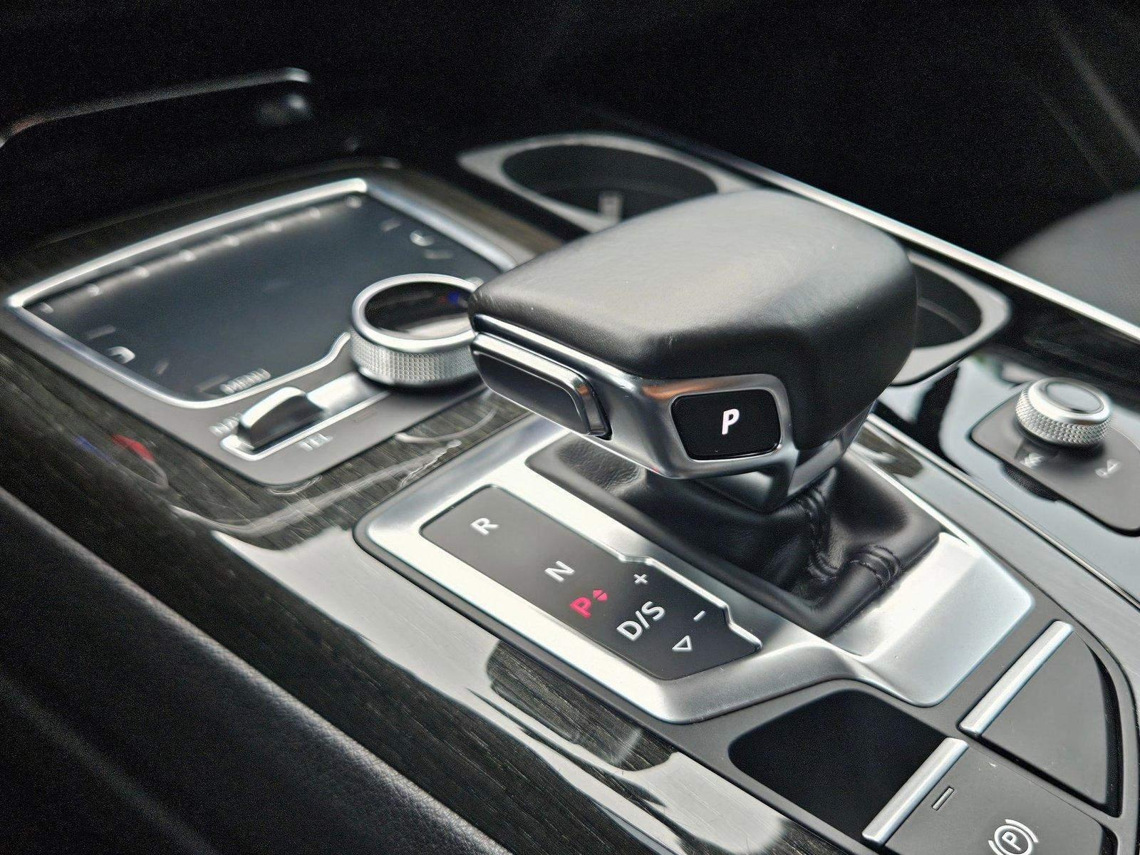 2017 Audi Q7 Vehicle Photo in WACO, TX 76710-2592