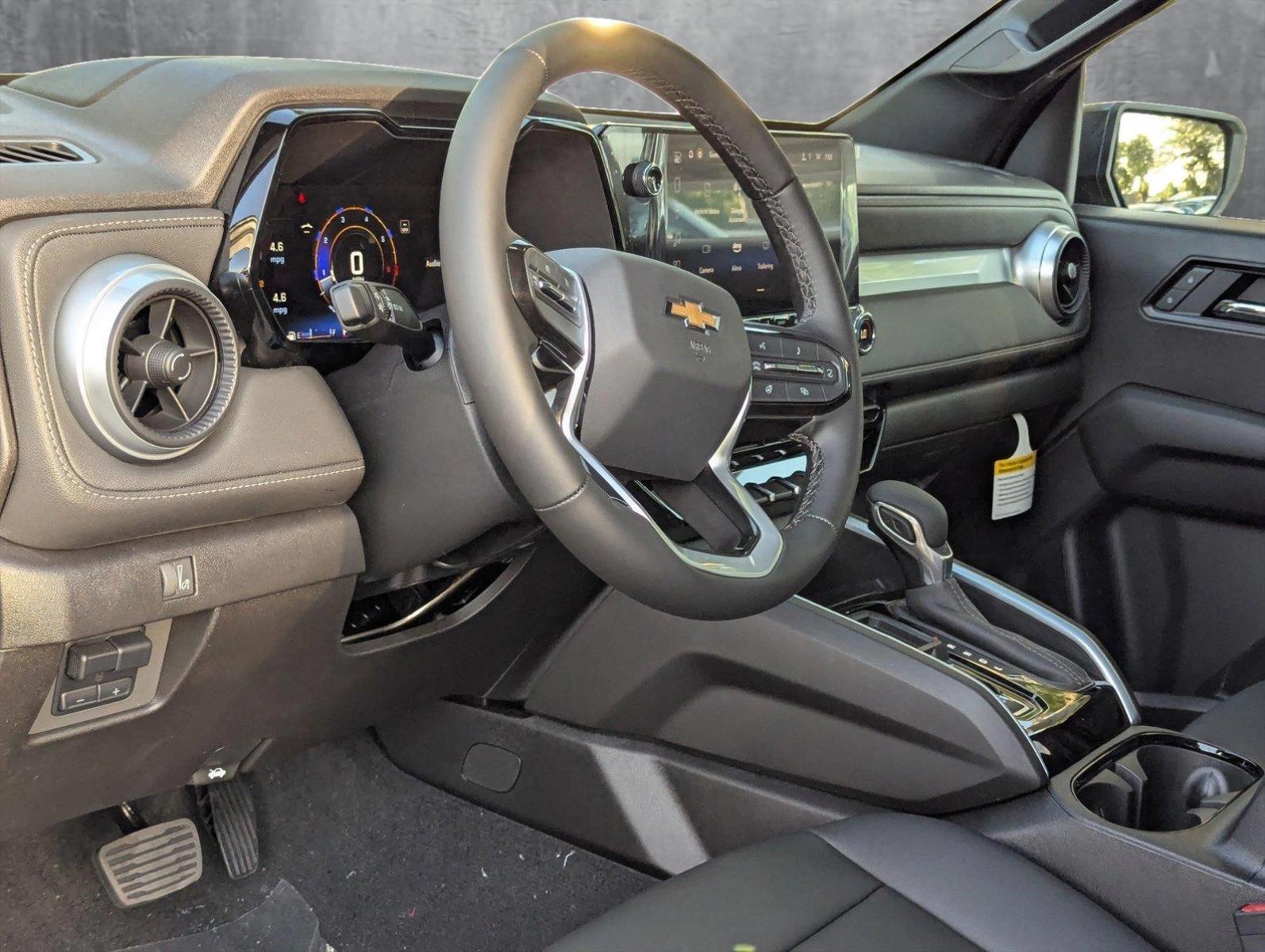2025 Chevrolet Colorado Vehicle Photo in GREENACRES, FL 33463-3207
