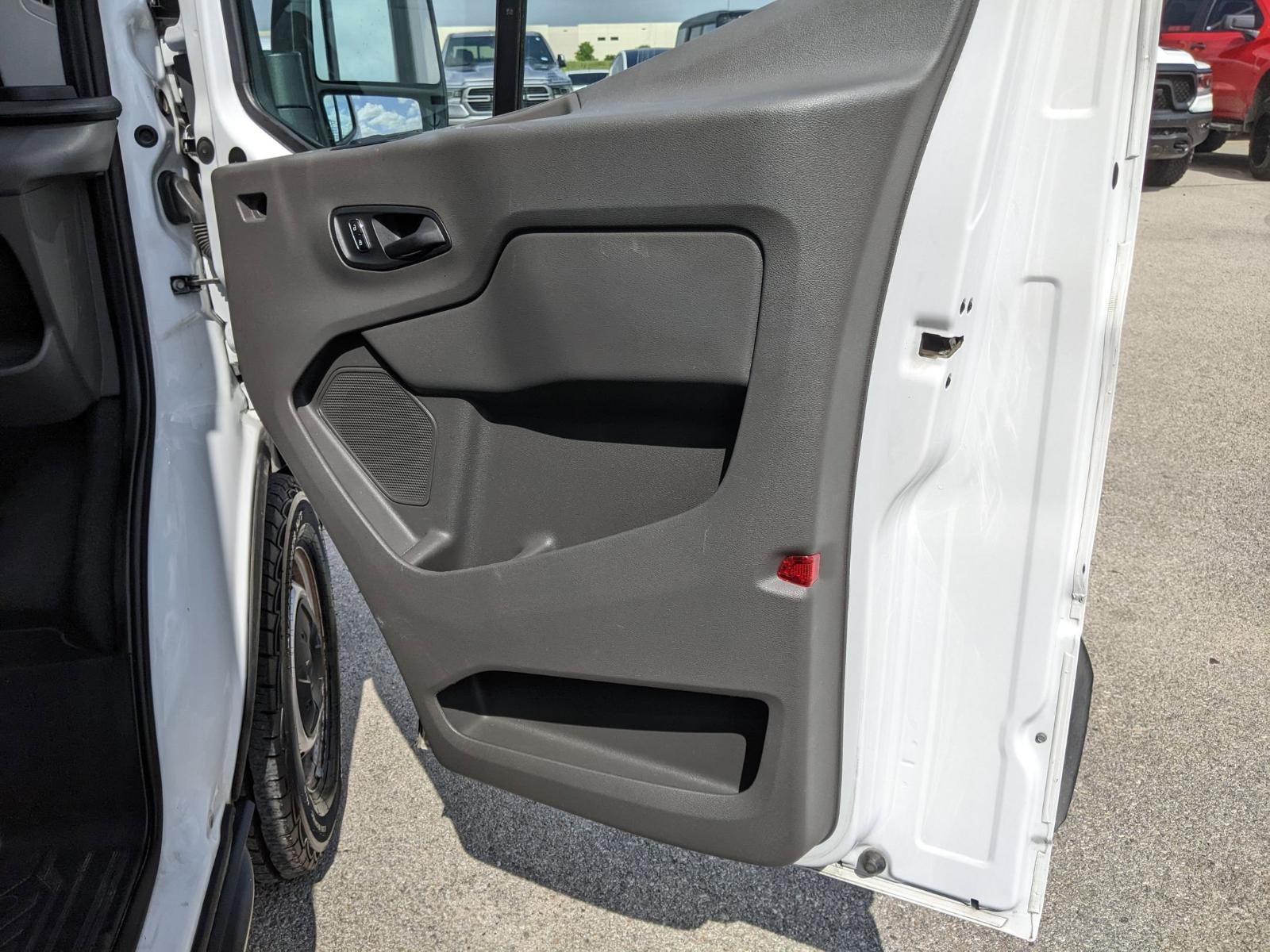 2023 Ford Transit Cargo Van Vehicle Photo in Seguin, TX 78155