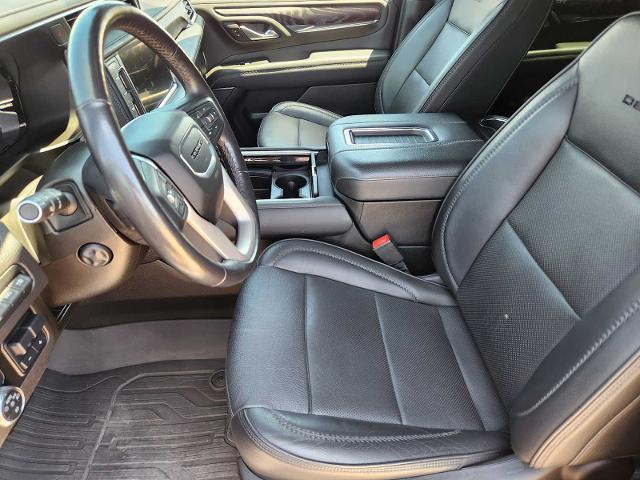 2022 GMC Yukon XL Vehicle Photo in DENTON, TX 76210-9321
