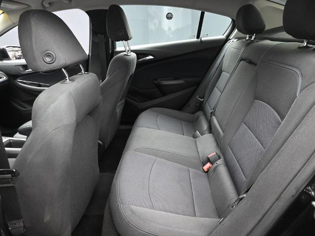 2018 Chevrolet Cruze Vehicle Photo in Cedar Rapids, IA 52402