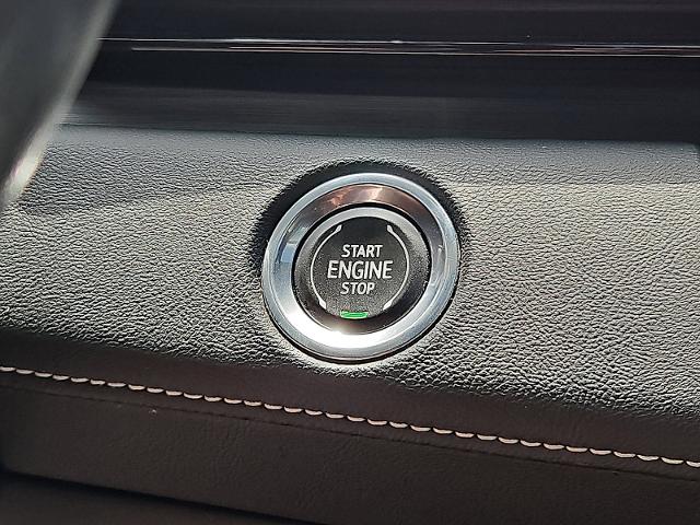 2021 Cadillac Escalade Vehicle Photo in TREVOSE, PA 19053-4984