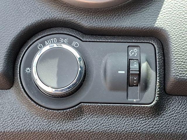 2016 Chevrolet Trax Vehicle Photo in DANBURY, CT 06810-5034