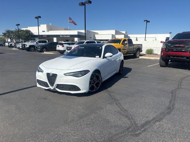 2022 Alfa Romeo Giulia Vehicle Photo in GILBERT, AZ 85297-0402