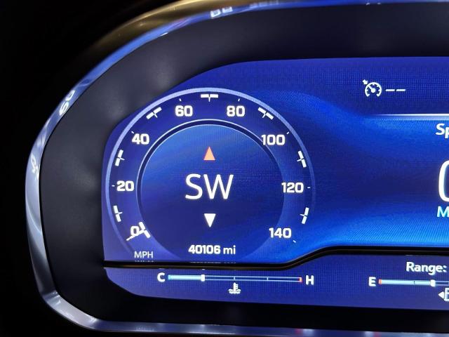 2023 Chevrolet Suburban Vehicle Photo in Roslyn, NY 11576
