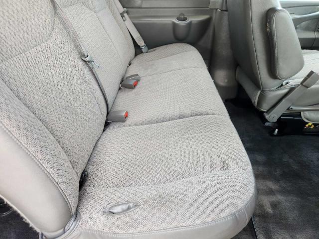 2015 Chevrolet Express Passenger Vehicle Photo in DENTON, TX 76210-9321
