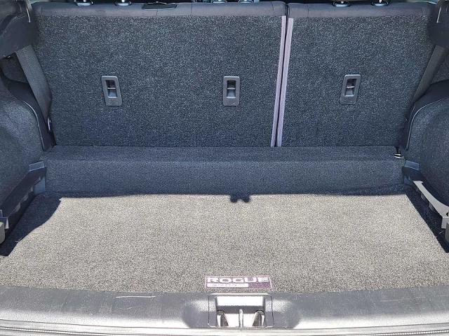 2022 Nissan Rogue Sport Vehicle Photo in DENTON, TX 76210-9321