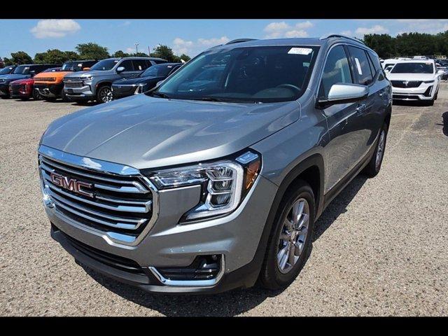 2024 GMC Terrain Vehicle Photo in LEOMINSTER, MA 01453-2952