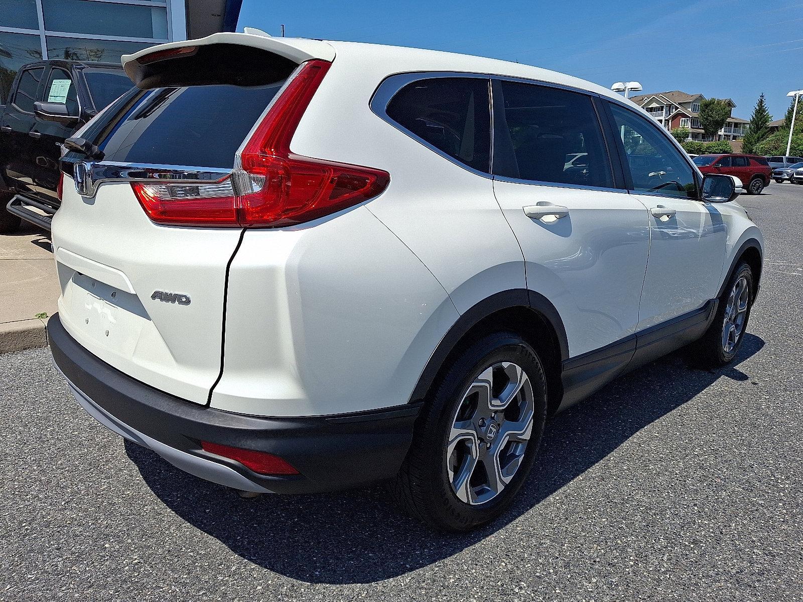 2017 Honda CR-V Vehicle Photo in BETHLEHEM, PA 18017-9401