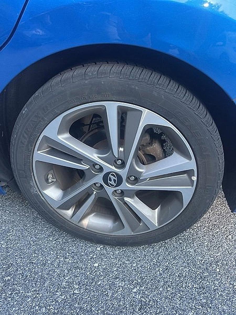 2017 Hyundai ELANTRA Vehicle Photo in Harrisburg, PA 17111