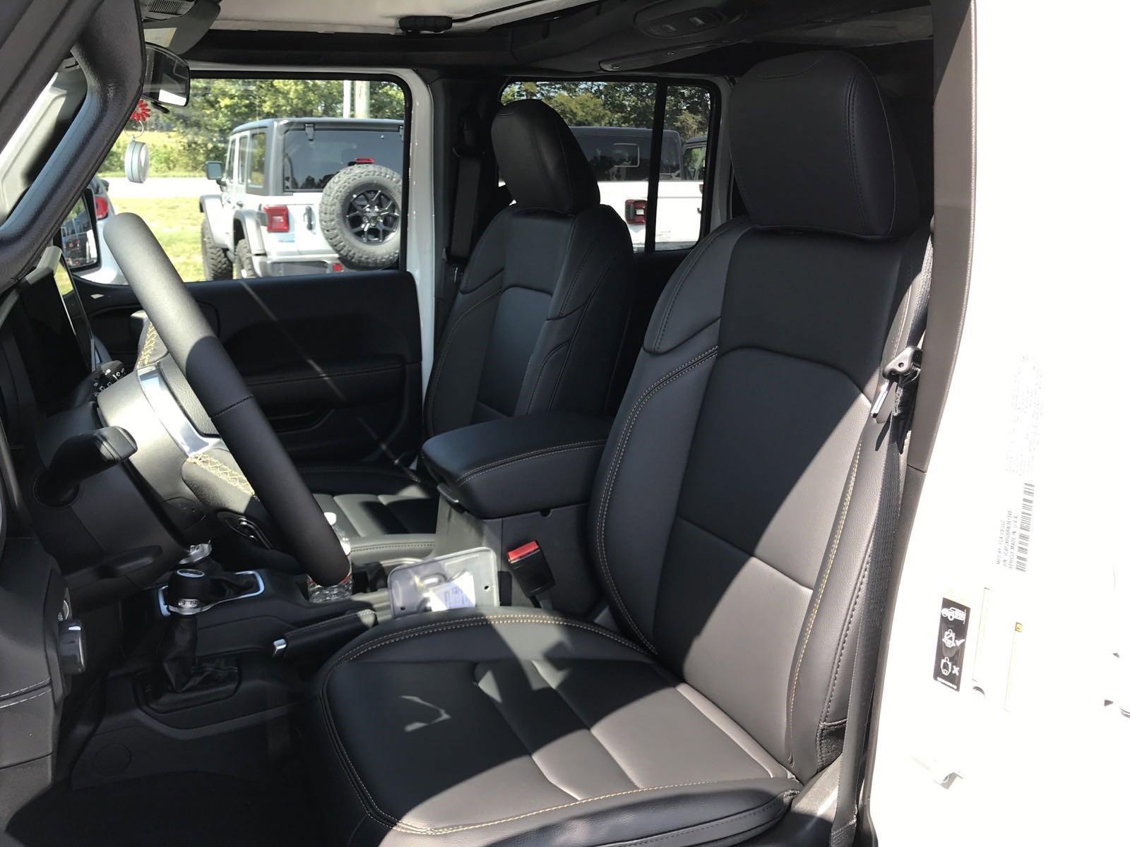 2024 Jeep Wrangler Vehicle Photo in Mechanicsburg, PA 17050-1707