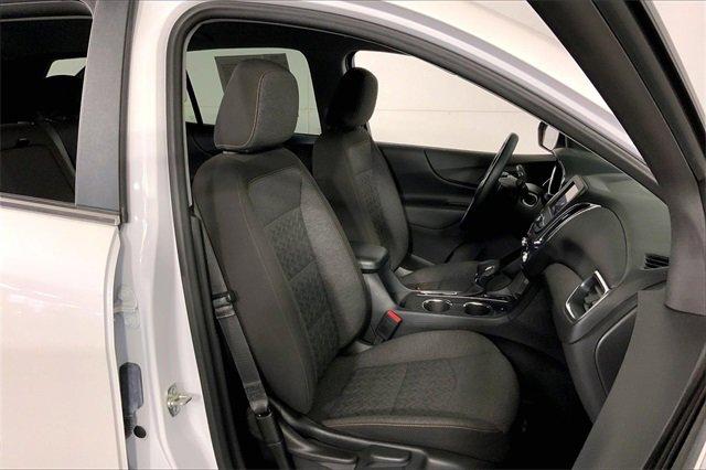 2024 Chevrolet Equinox Vehicle Photo in KANSAS CITY, MO 64114-4502