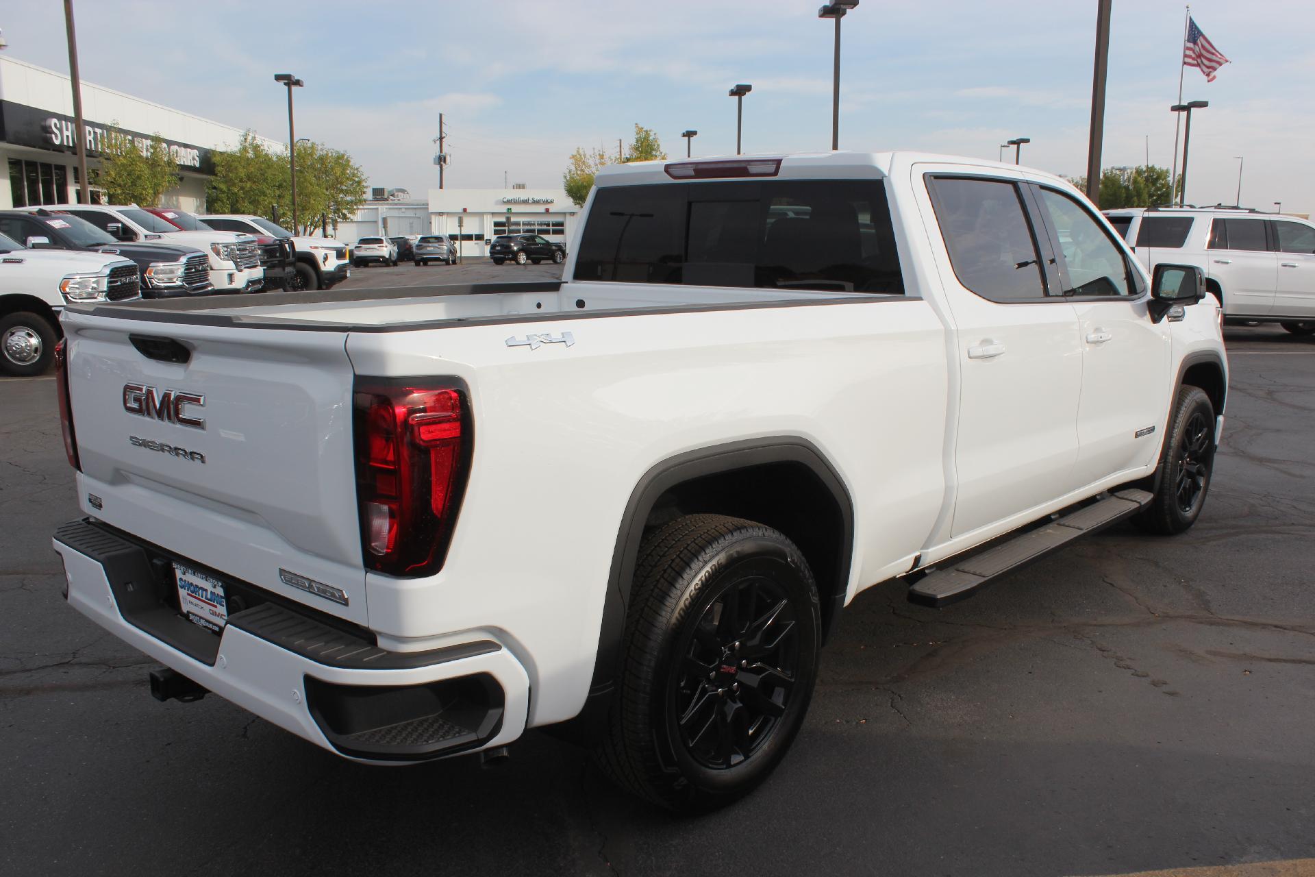 2025 GMC Sierra 1500 Vehicle Photo in AURORA, CO 80012-4011