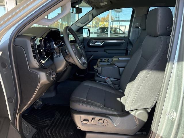 2025 Chevrolet Silverado 1500 Vehicle Photo in MANHATTAN, KS 66502-5036