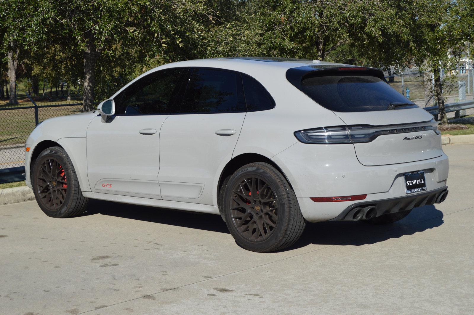 2021 Porsche Macan Vehicle Photo in Houston, TX 77090