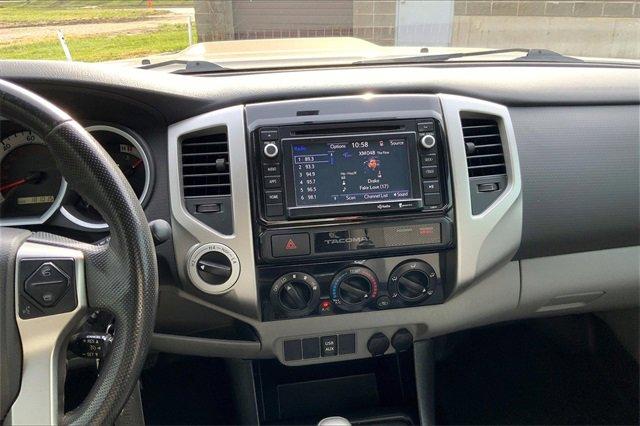 2015 Toyota Tacoma Vehicle Photo in KANSAS CITY, MO 64114-4502