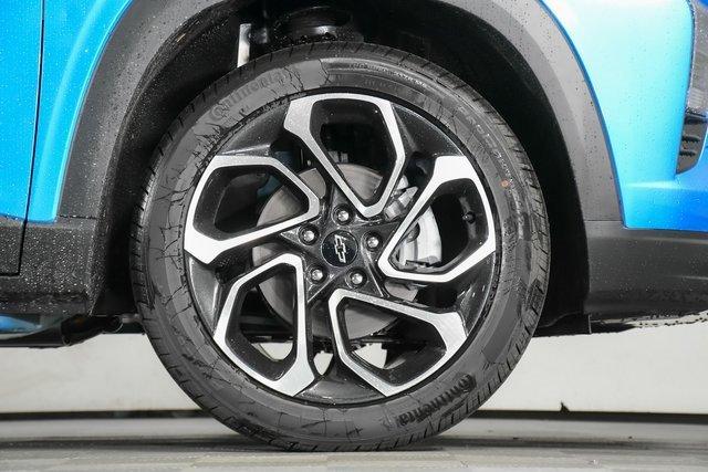 2025 Chevrolet Trax Vehicle Photo in PUYALLUP, WA 98371-4149