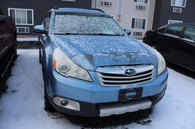 2011 Subaru Outback Vehicle Photo in Green Bay, WI 54304