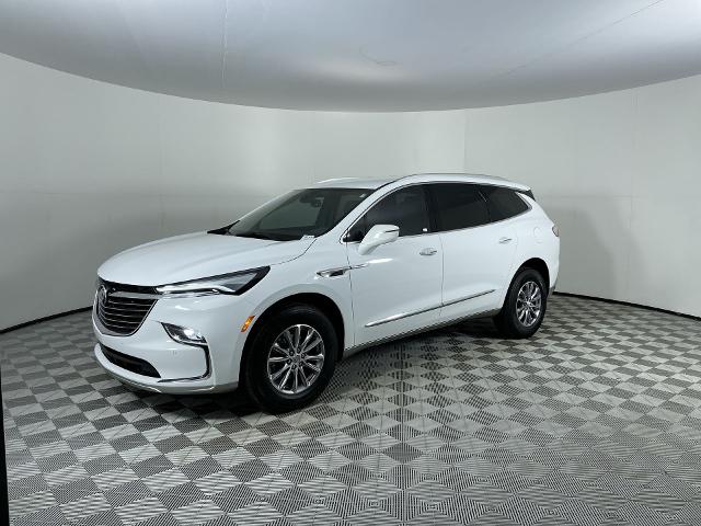 2024 Buick Enclave Vehicle Photo in GILBERT, AZ 85297-0402