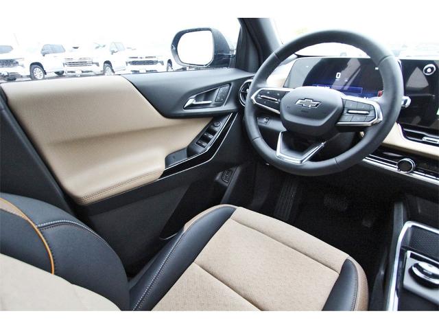 2025 Chevrolet Equinox Vehicle Photo in ROSENBERG, TX 77471-5675