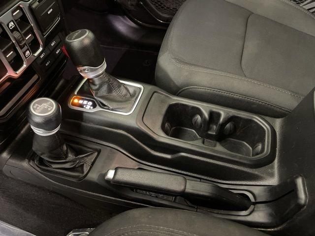 2022 Jeep Gladiator Vehicle Photo in PHOENIX, AZ 85014-3381