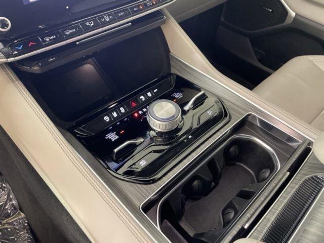 2023 Jeep Wagoneer L Vehicle Photo in PHOENIX, AZ 85014-3381