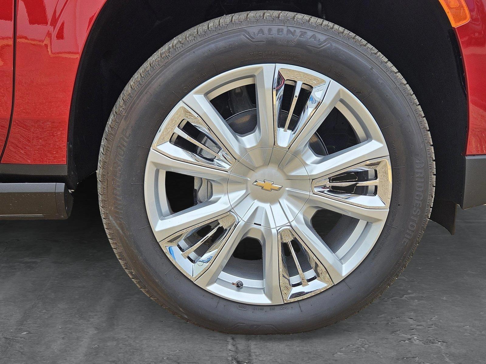 2024 Chevrolet Suburban Vehicle Photo in WACO, TX 76710-2592